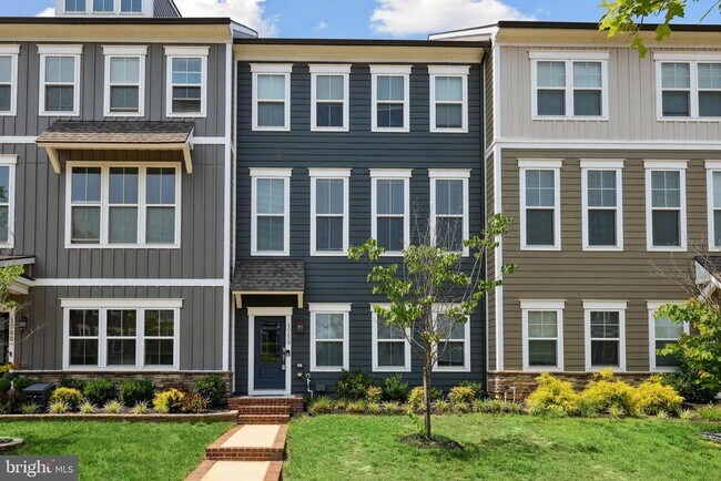 Building Photo - 1758 Autumn Maple Leaf Dr