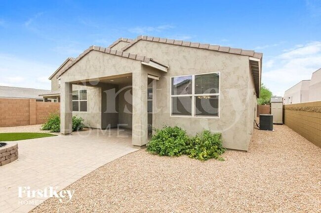 Building Photo - 178 E Santori Dr