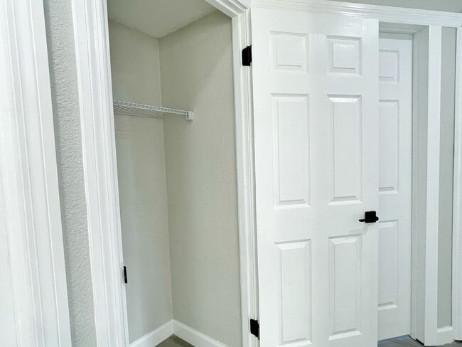 Building Photo - 2860 35th St S