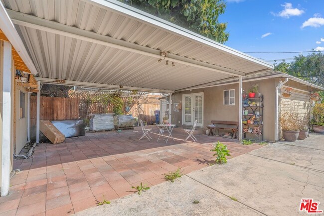 Building Photo - 128 S Madison Ave