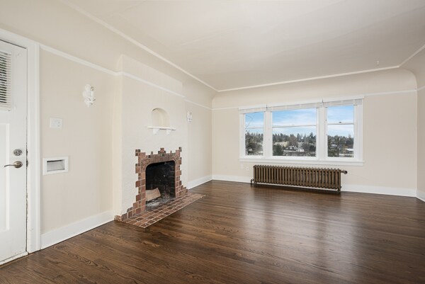 Building Photo - 5026 22nd Ave NE