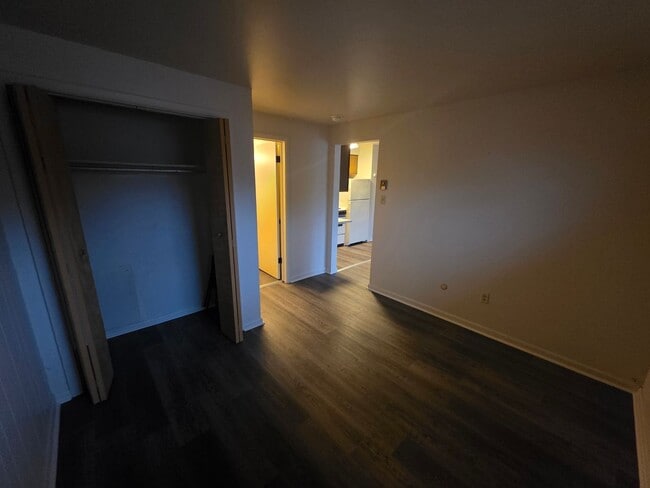 Building Photo - 1 Bedroom 1 Bath-Moon Township