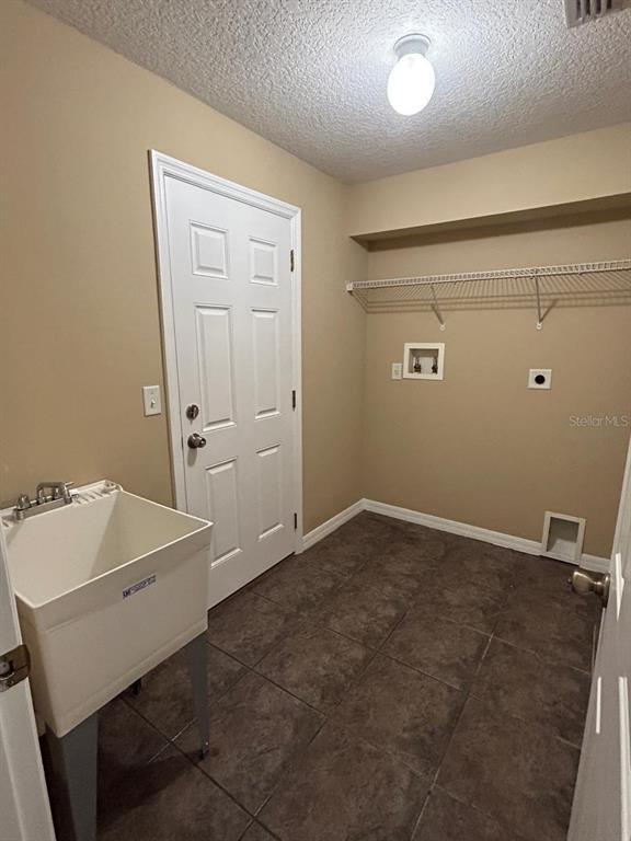 Building Photo - 129 Brittany Ln