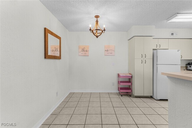 Building Photo - 13545 Eagle Ridge Dr