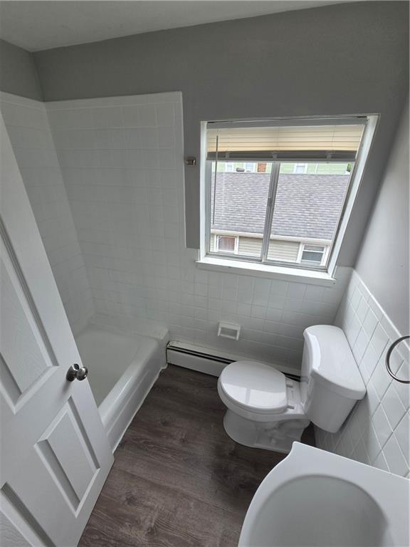 Building Photo - 15 Barrows St