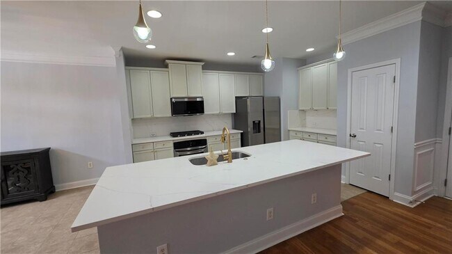 Building Photo - 1522 Bouvier Pl