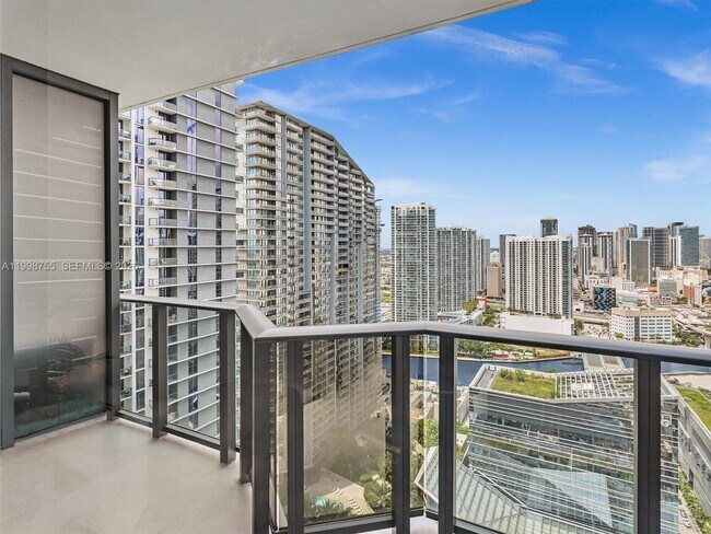 Building Photo - 45 SW 9th St