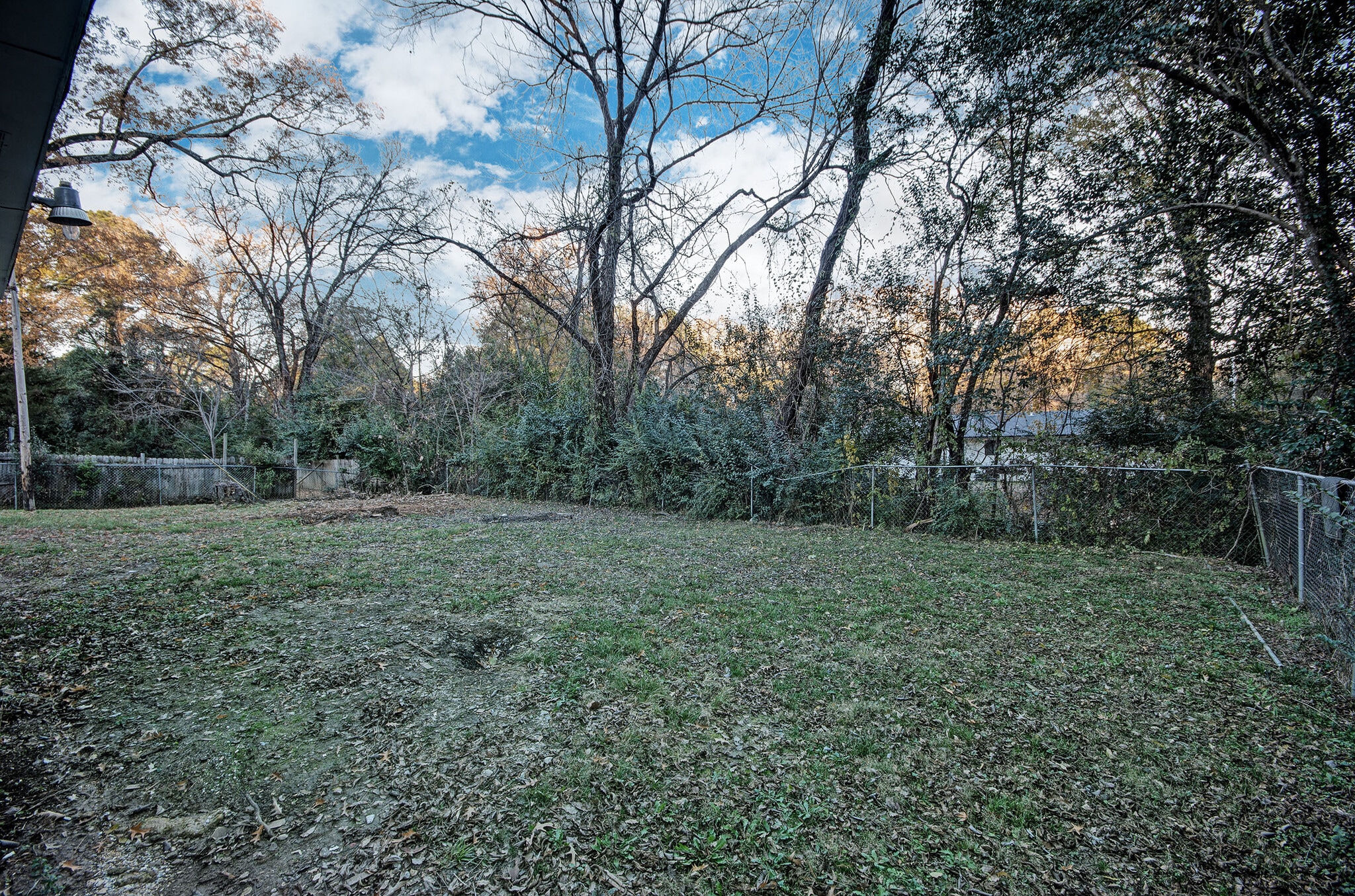 Building Photo - 4240 Azalea Dr