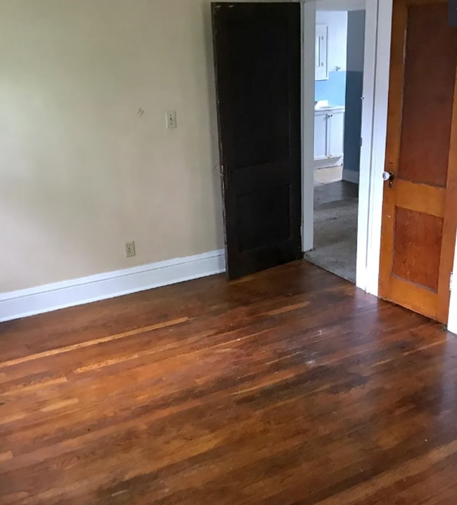 Building Photo - Charming 1925 Colonial with Classic Character & Cozy Fireplace