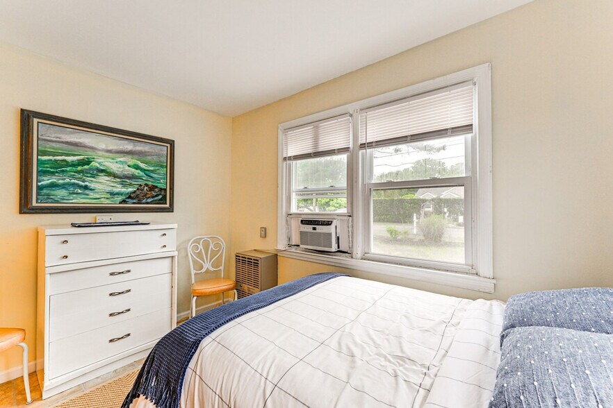 Building Photo - 57 West End Ave