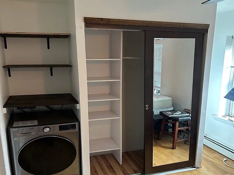 Building Photo - 1909 Christian St