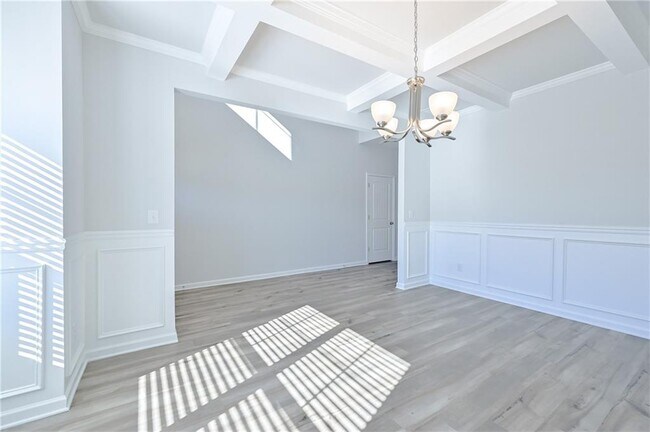 Building Photo - 303 Eleanora Xing