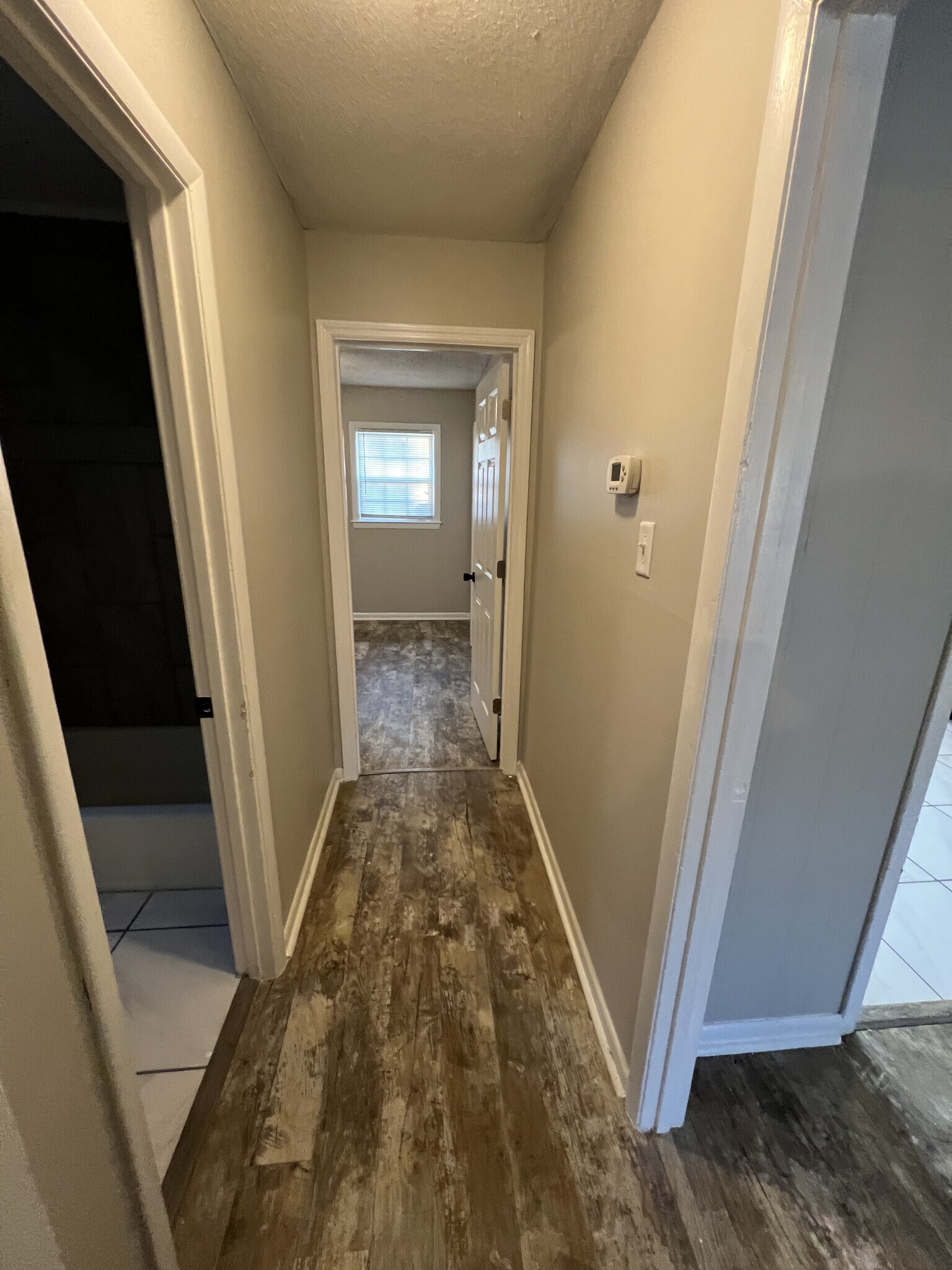 Building Photo - 4003 Camellia Dr