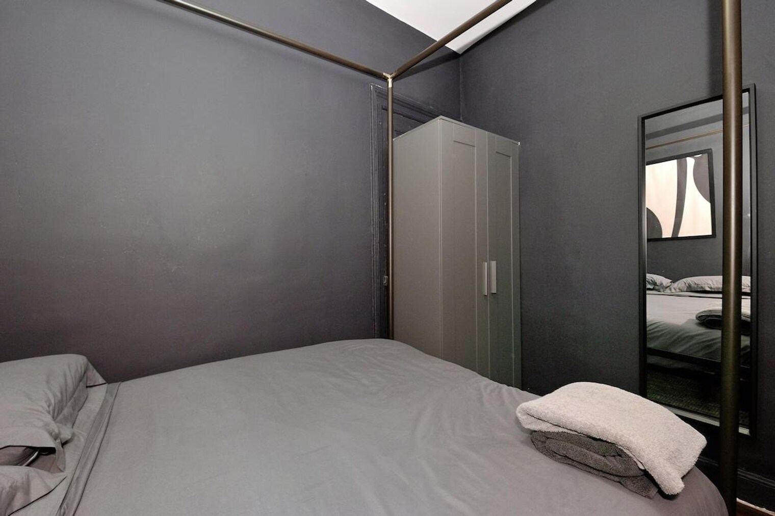 Building Photo - 1130 2nd Ave