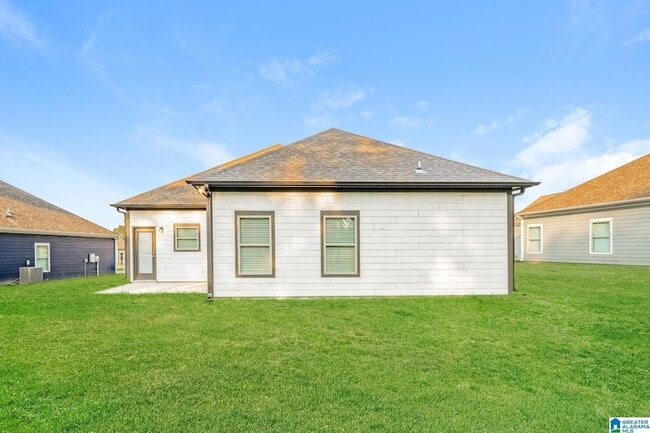 Building Photo - 449 Troubadour Ln