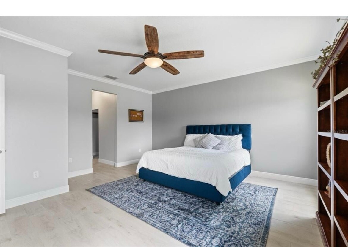 Master bedroom - 2254 50th Street Cir E