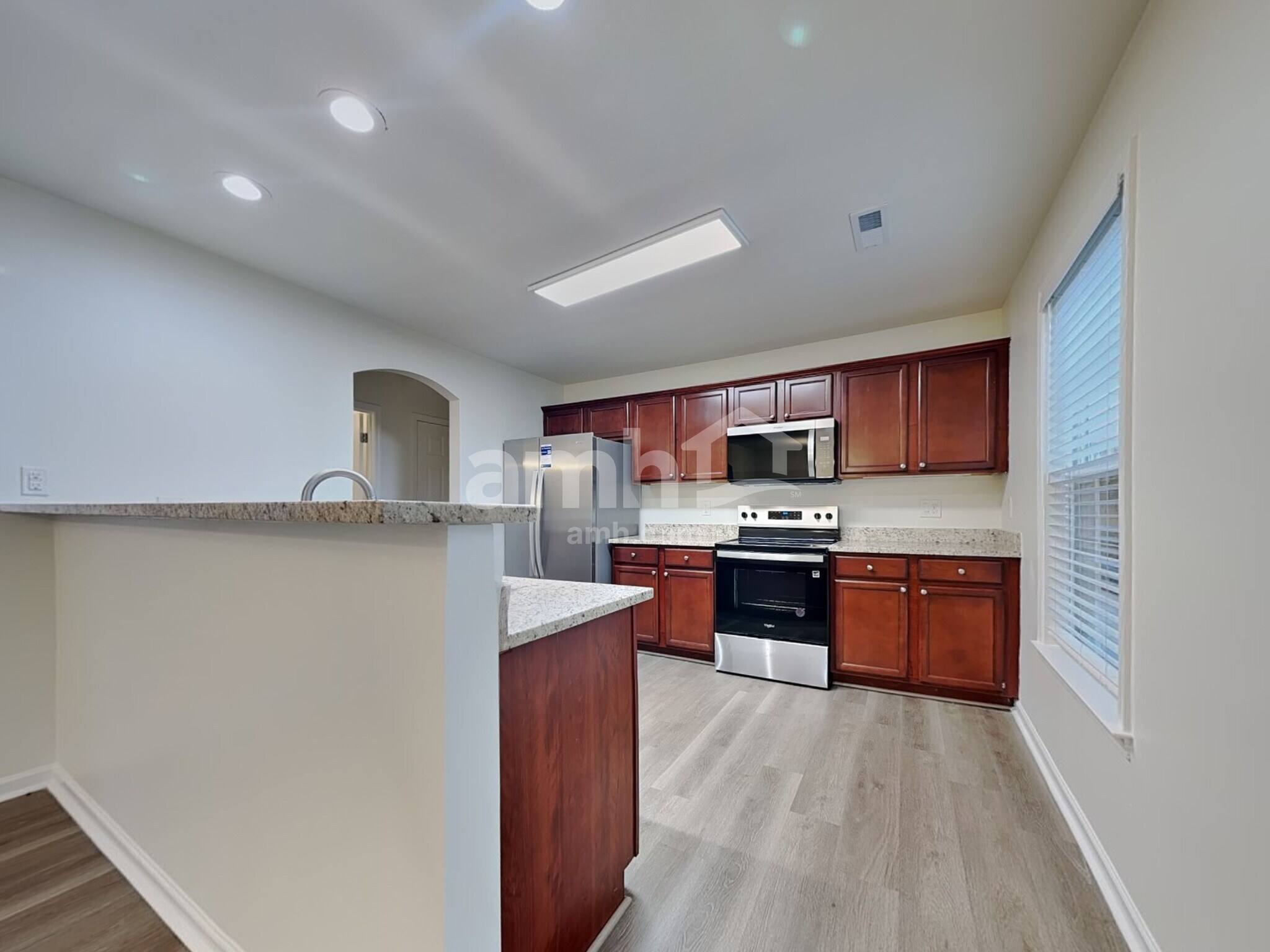 Building Photo - 1801 Point Wood Dr