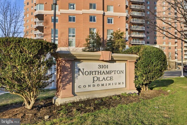 Building Photo - 3101 N Hampton Dr