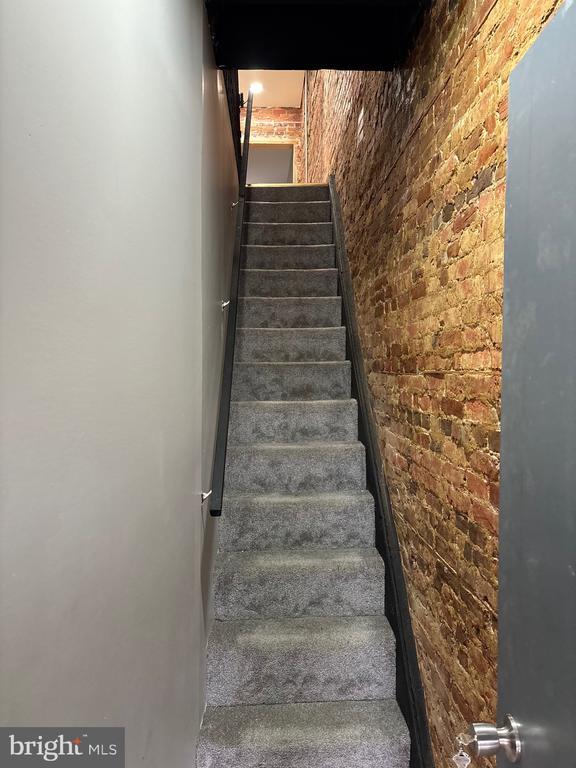 Building Photo - 1270 Liberty St