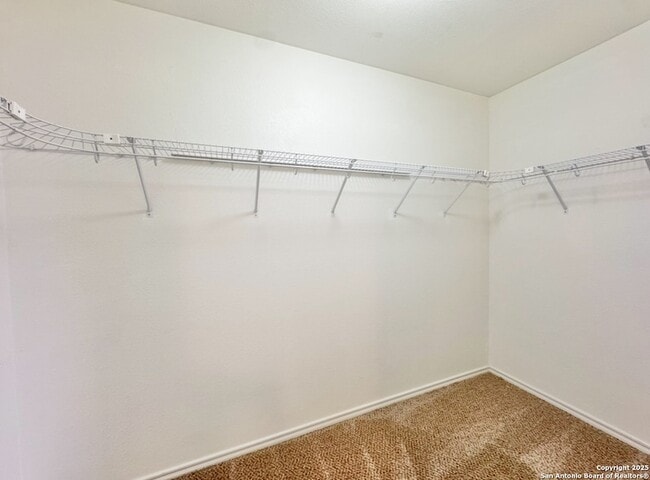 Building Photo - 22134 Goldcrest Run