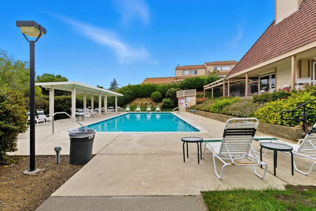 Building Photo - 209 Valley Oak Plaza