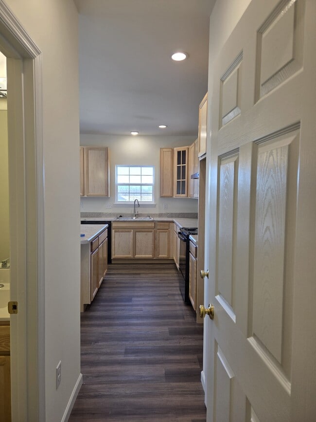 Building Photo - 103 Windrow Drive