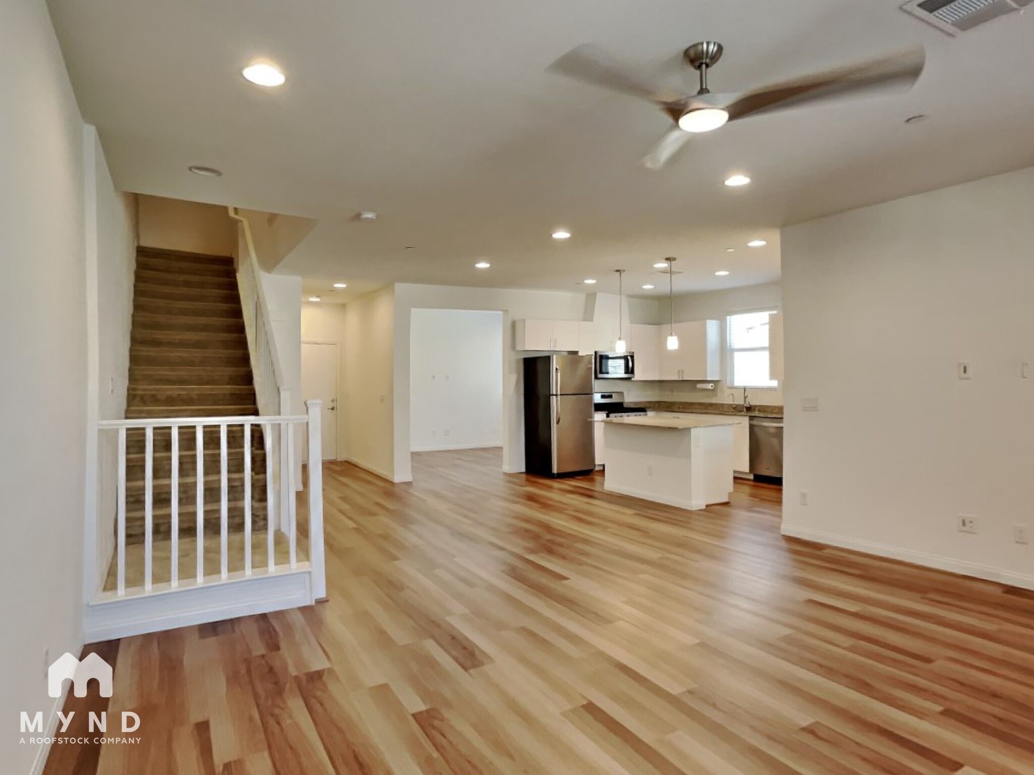 Building Photo - 1041 Via Lombardi