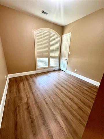 Building Photo - 509 S Hampton Ct
