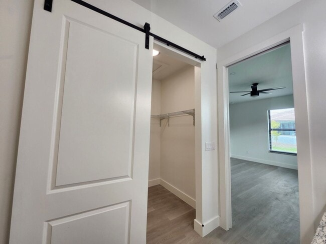 Building Photo - Brand new 3 bedroom 2 bath