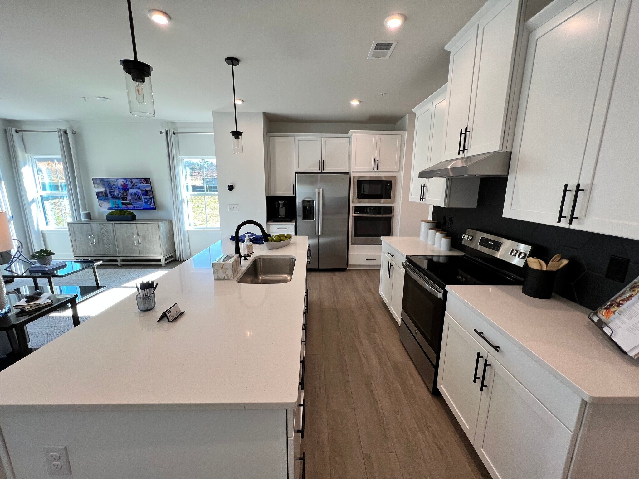 Building Photo - 180 Climbing Ivy Cir