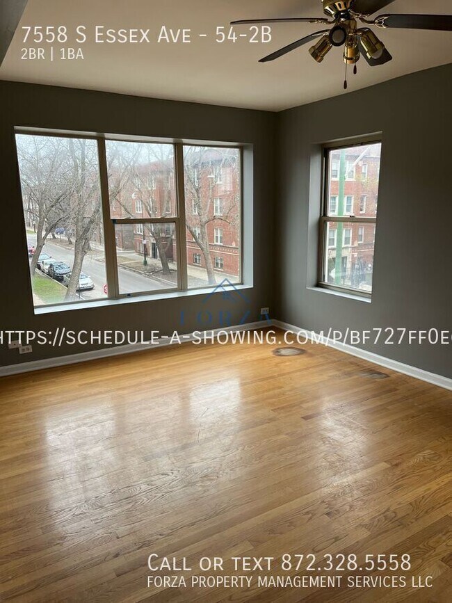 Building Photo - 7558 S Essex Ave