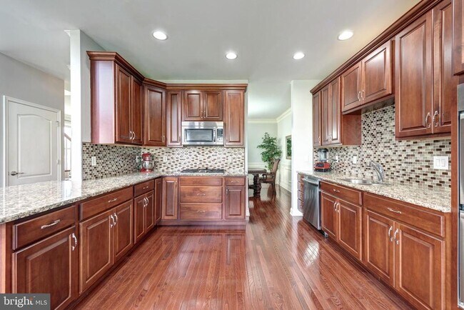 Building Photo - 2604 Rockledge Ct