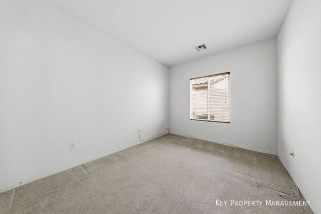 Building Photo - 2166 Idaho Falls Dr