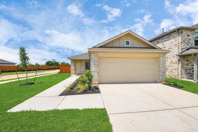 Primary Photo - 27438 Sweetwater Bay Dr
