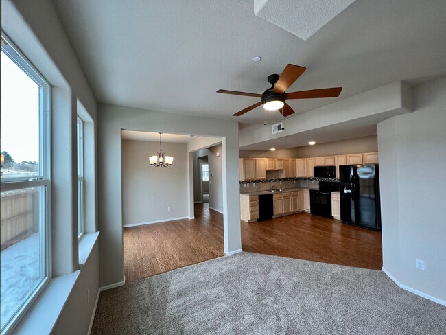 Building Photo - 5551 W 29th St