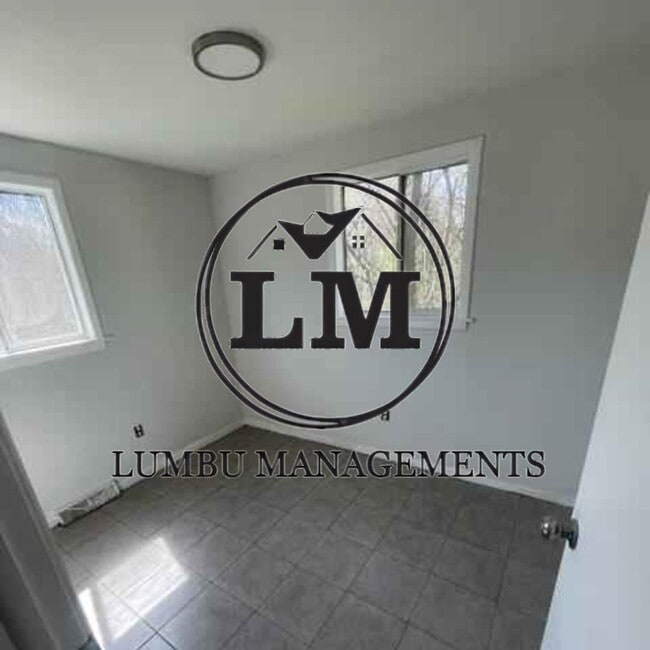 Building Photo - 223 Wendell Scott Dr