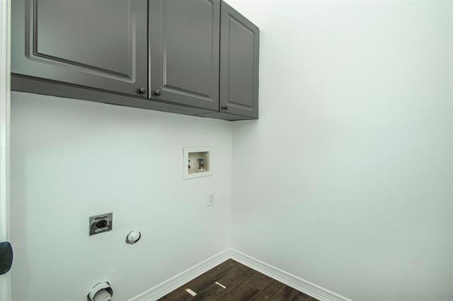 Building Photo - 7981 Kings Ridge Rd