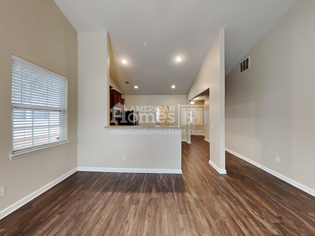 Building Photo - 1508 Woodberry Court
