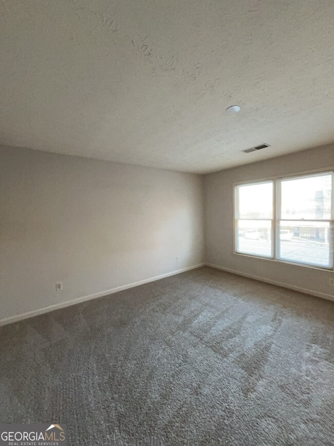 Building Photo - 3528 Jasmine Triangle