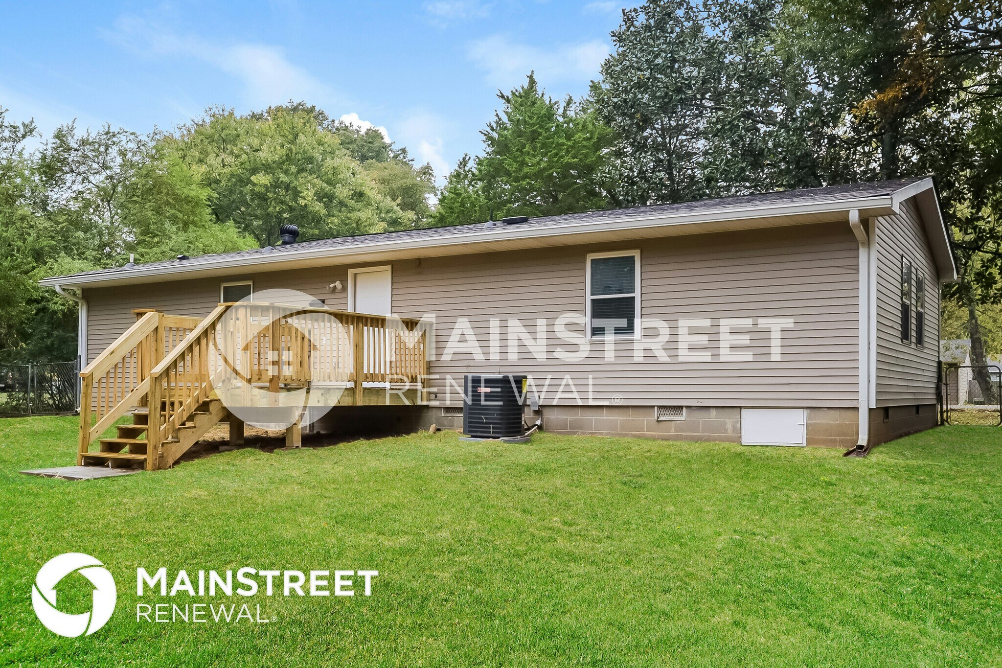 Building Photo - 66 Seminole Rd NE