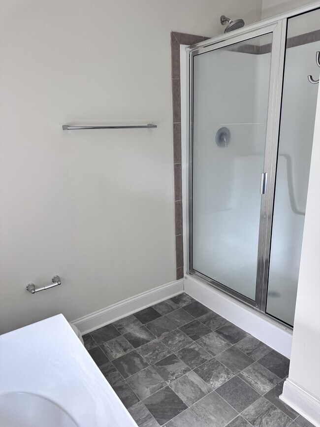 Building Photo - 413 Belhaven Ct