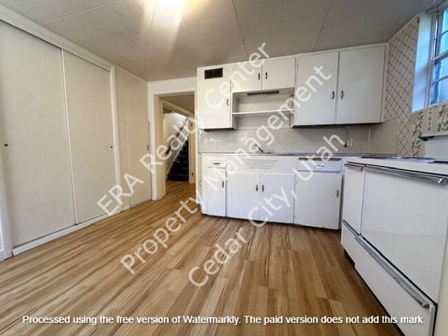 Building Photo - 529 S 450 W