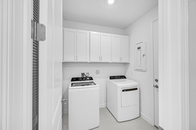 Building Photo - 3532 Angler Dr