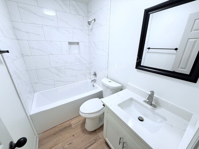 Building Photo - 3BR/2BA For Rent