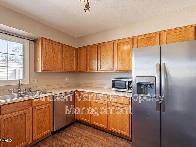 Building Photo - 6526 S McAllister Ave