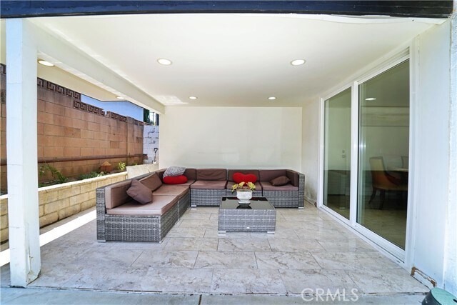 Building Photo - 4700 Topanga Canyon Blvd