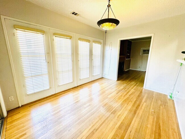 Building Photo - Chino Home for Lease