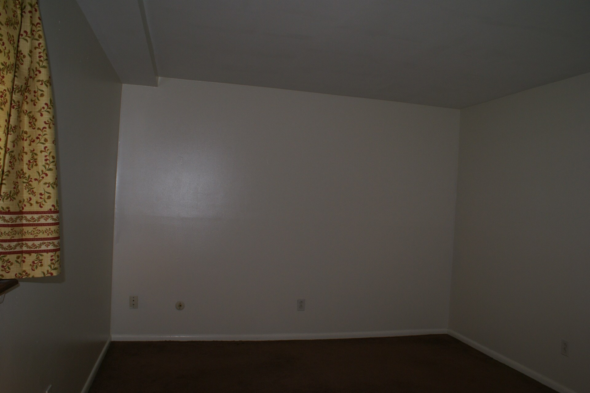 Master Bedroom - 2141 Benson St