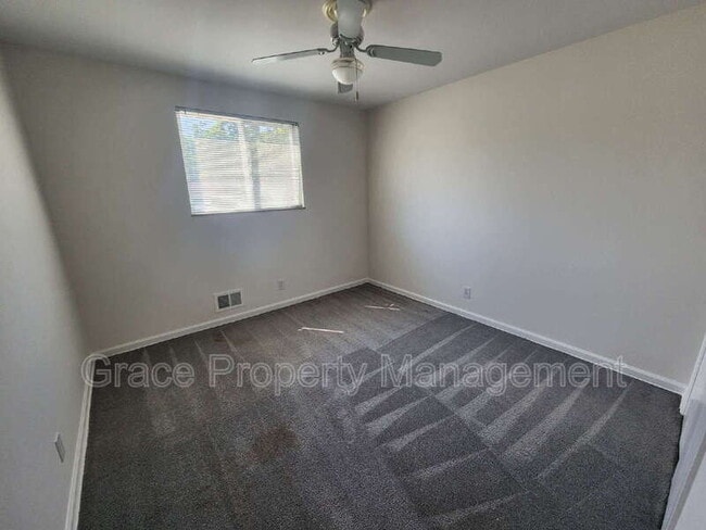 Building Photo - 10946 Melody Dr
