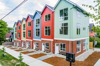 Building Photo - Mt Baker/Madrona Townhouse